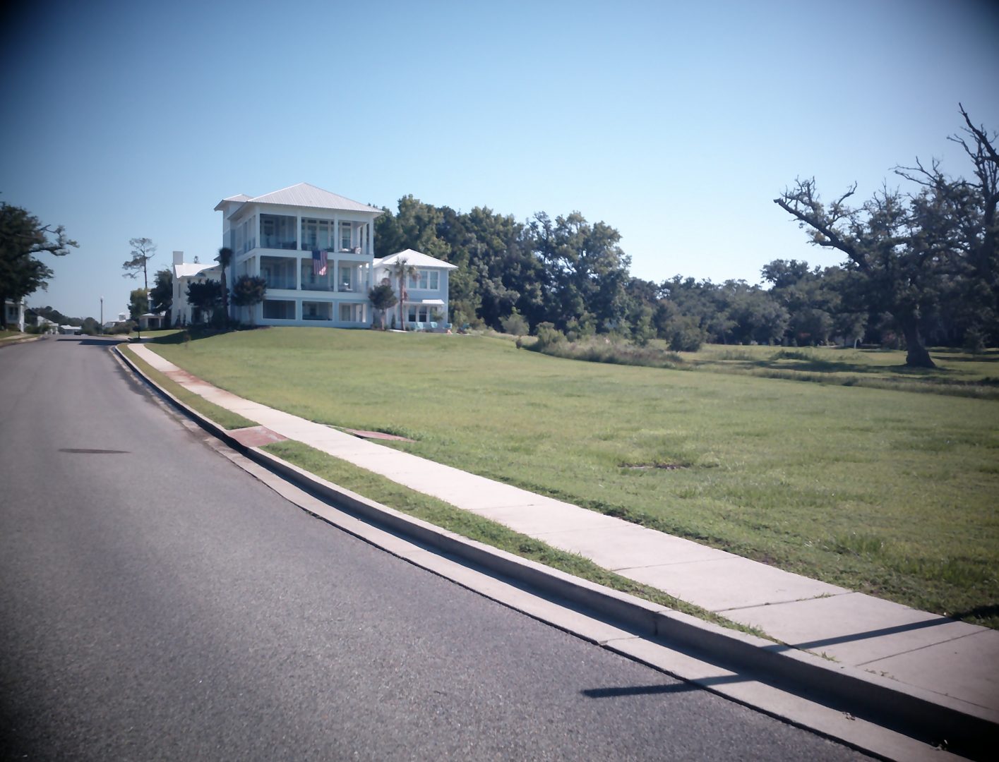 Minolta MND20 or iPhone 15 Pro Max?